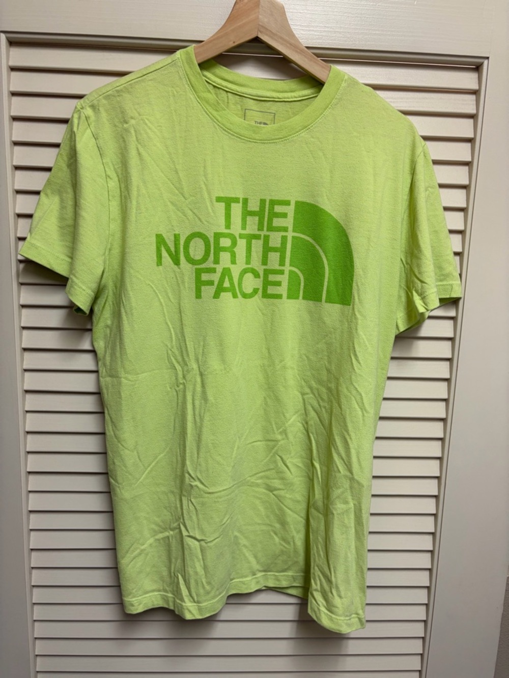 The North Face Graphic Logo T Shirt Mens Large Lime Green Outdoor Tee Hiking